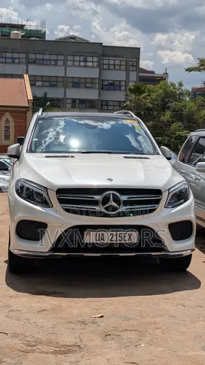 Mercedes-Benz GLE-Class GLE 350d 4MATIC 2018 White