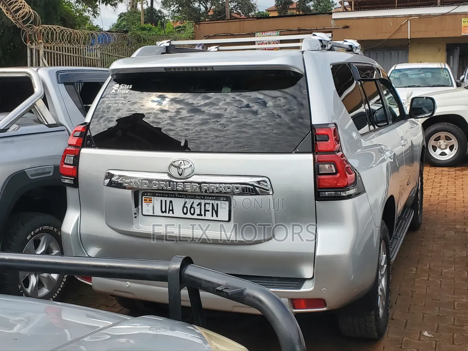 Toyota Land Cruiser Prado 3.0 D-4D (190 Hp) 7 seats 2014 Silver