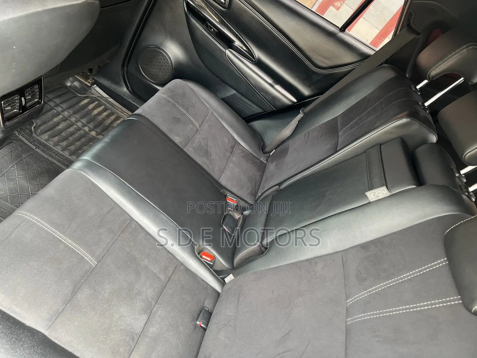 Toyota Harrier 2.0 2016 White