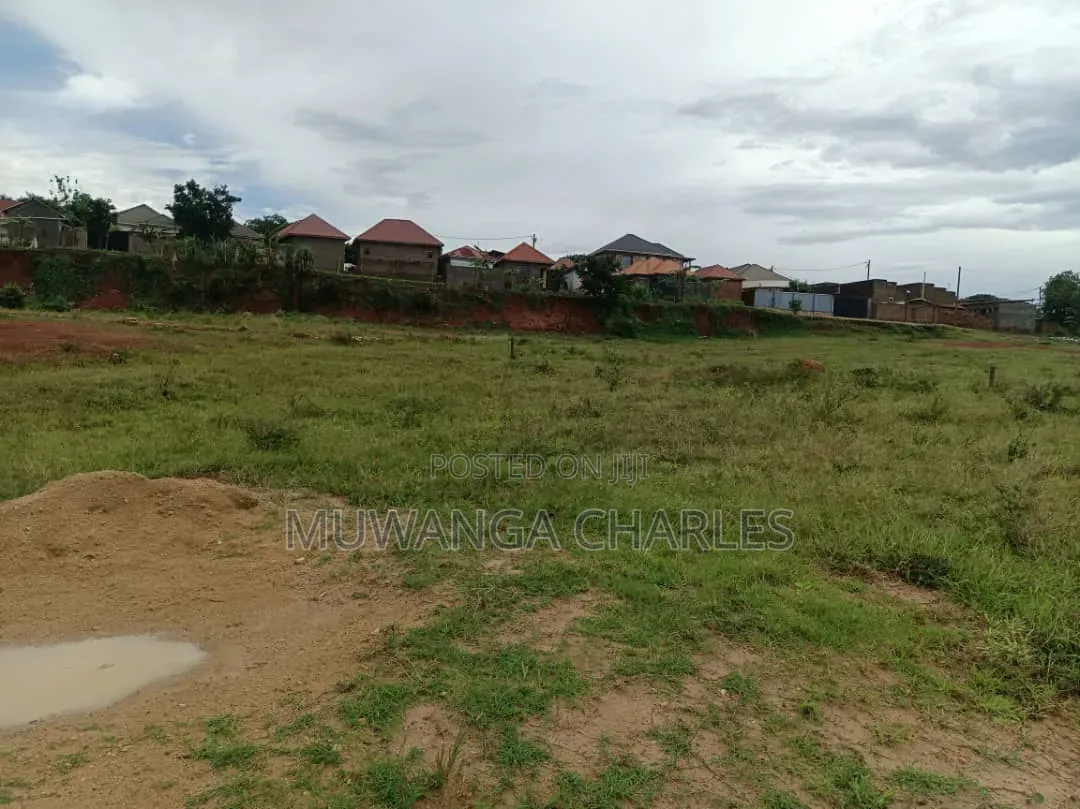Plot on Sale at See Namilyango