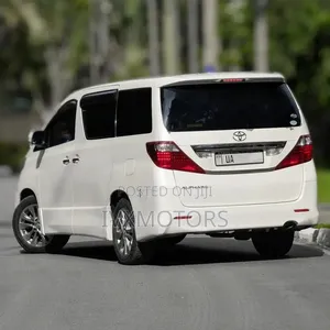Toyota Alphard 2.4 Petrol FWD 2011 White