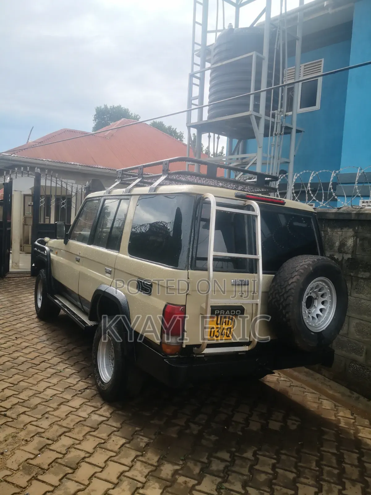 Toyota Land Cruiser 70 1994 Beige