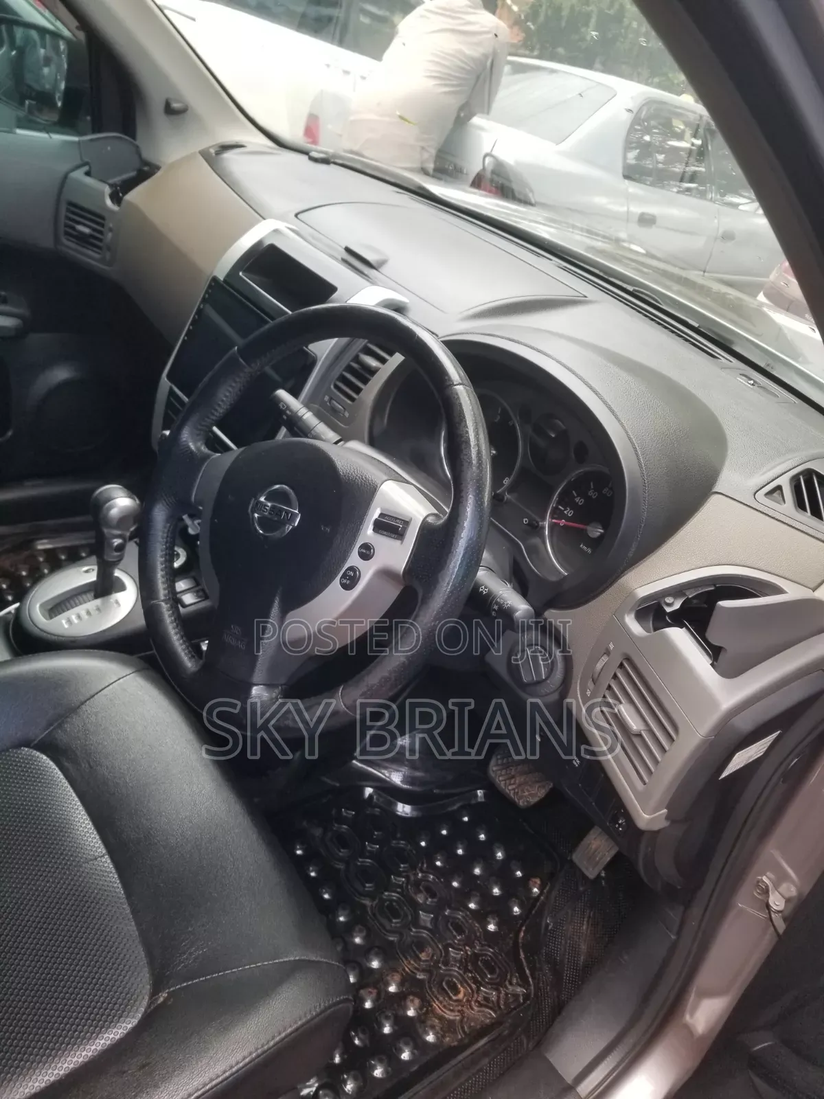 Nissan X-Trail 2.0 Petrol XE 2009 Gray
