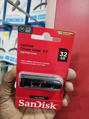 USB 3.1 Flash Drive Sandisk 32GB.