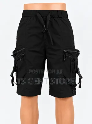 Men's Cargo , Durable Stylish Multiple Pocket Shorts in Brown Colour.