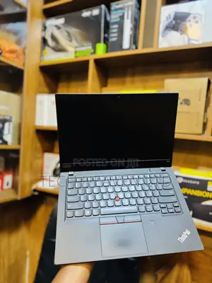 Laptop Lenovo ThinkPad t495s 8GB AMD Ryzen 7 SSD 256GB