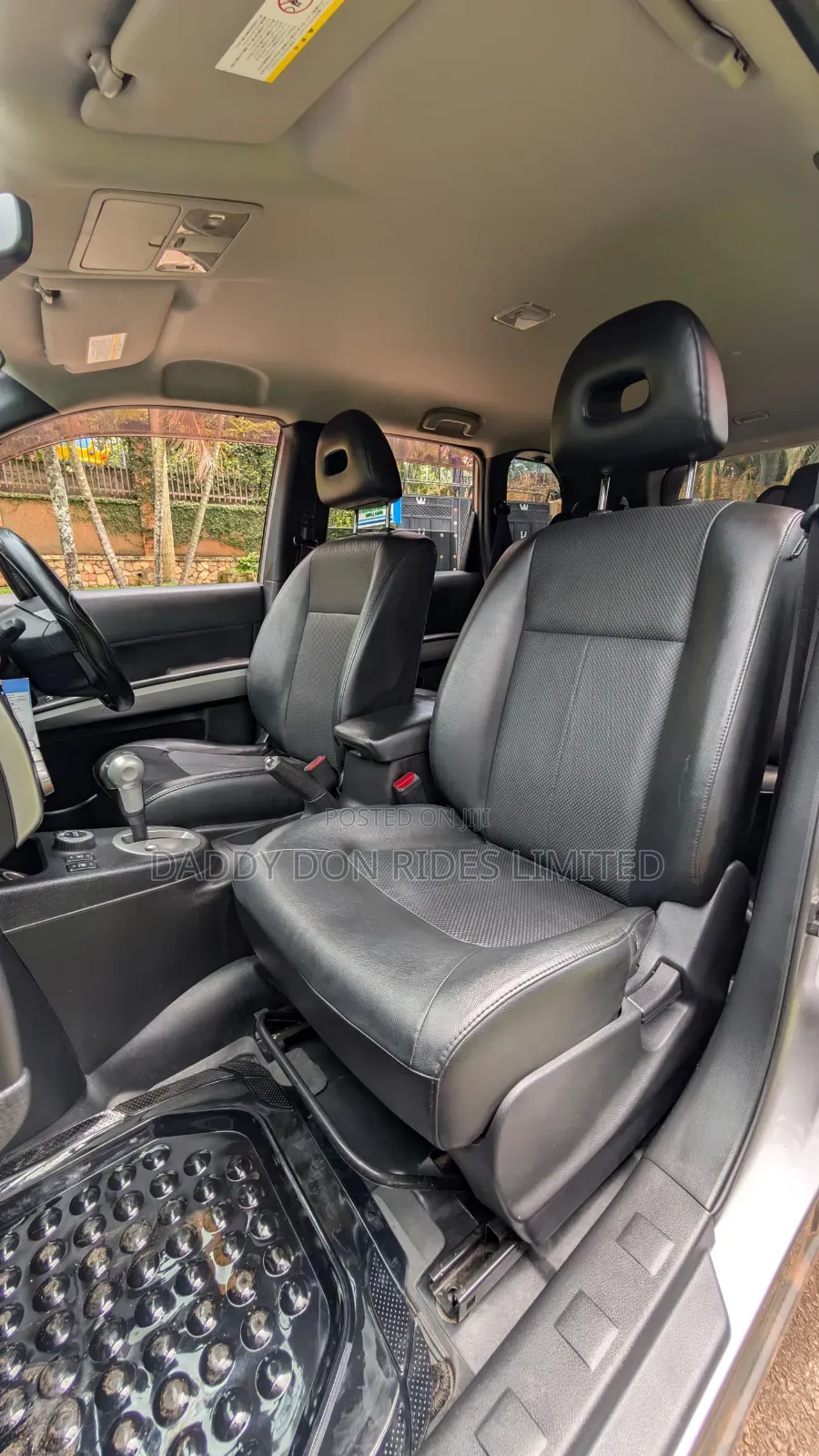 Nissan X-Trail 2011 Gray