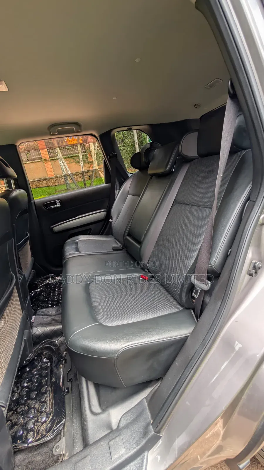 Nissan X-Trail 2011 Gray