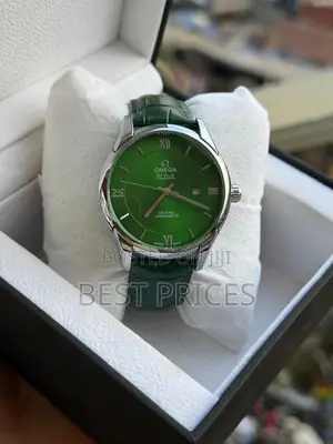 Classic Green-Strap Analog Watch