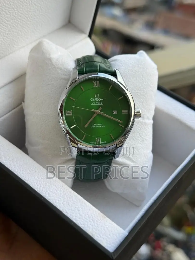 Classic Green-Strap Analog Watch