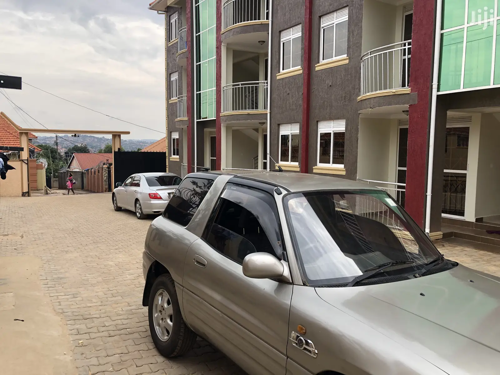 Munyonyo Unique 12 Unit Apartments On Sell By The Tarmack