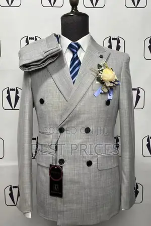 Men's Light Grey Double-Breasted Suit