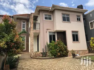 Kiira New Style Home in Tarmacked Neighborhood for Sell