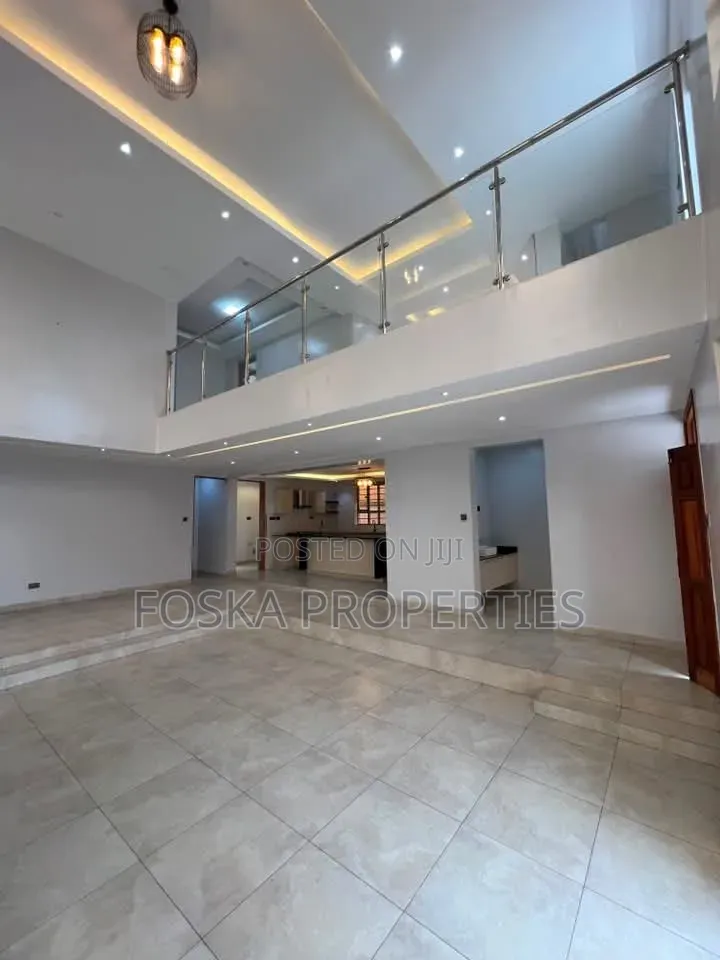 3bdrm Duplex in Makindye Estate, Central Division for rent