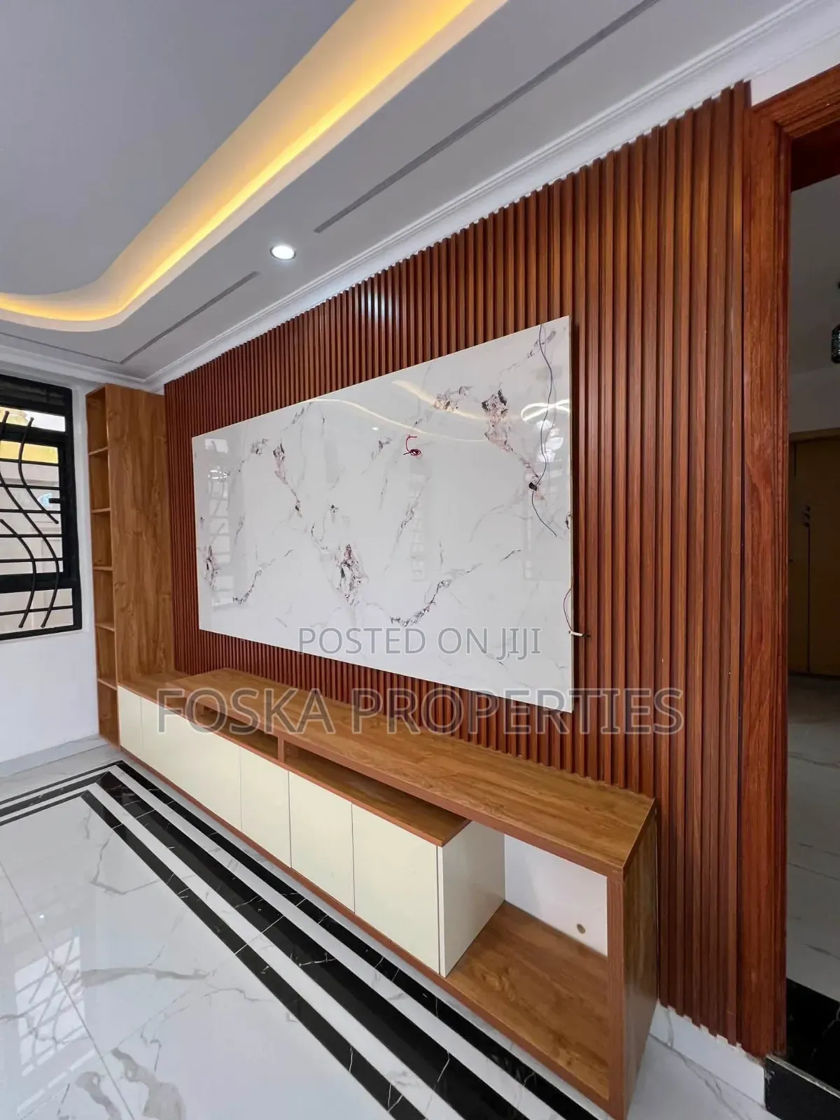 4bdrm Duplex in Kansanga, Central Division for rent