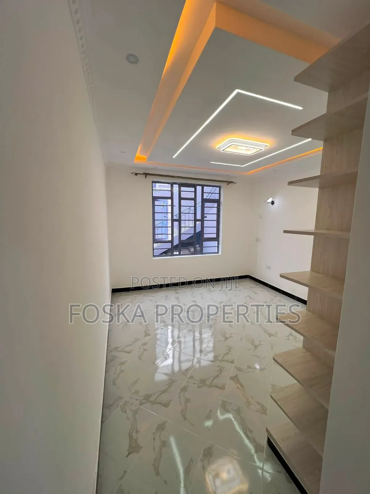 4bdrm Duplex in Kansanga, Central Division for rent