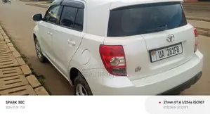Toyota IST 2012 Pearl