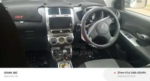 Toyota IST 2012 Pearl