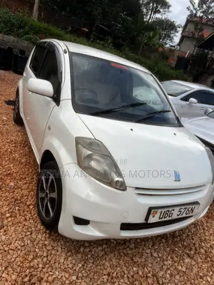 Toyota Passo 1.0 FWD 2009 White