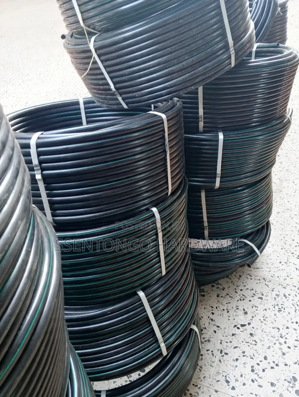 Hdpe Pipes Size 20 " 11/2 Inch 100 Meters Rolls Good Quality All Type
