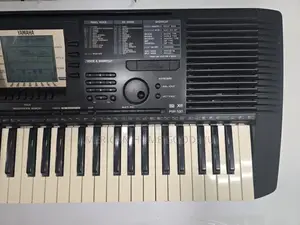 Original Yamaha Electronic Keyboard: PSR-530