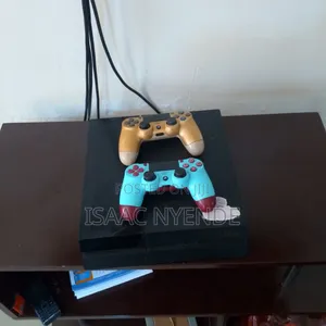 PlayStation 4 Slim