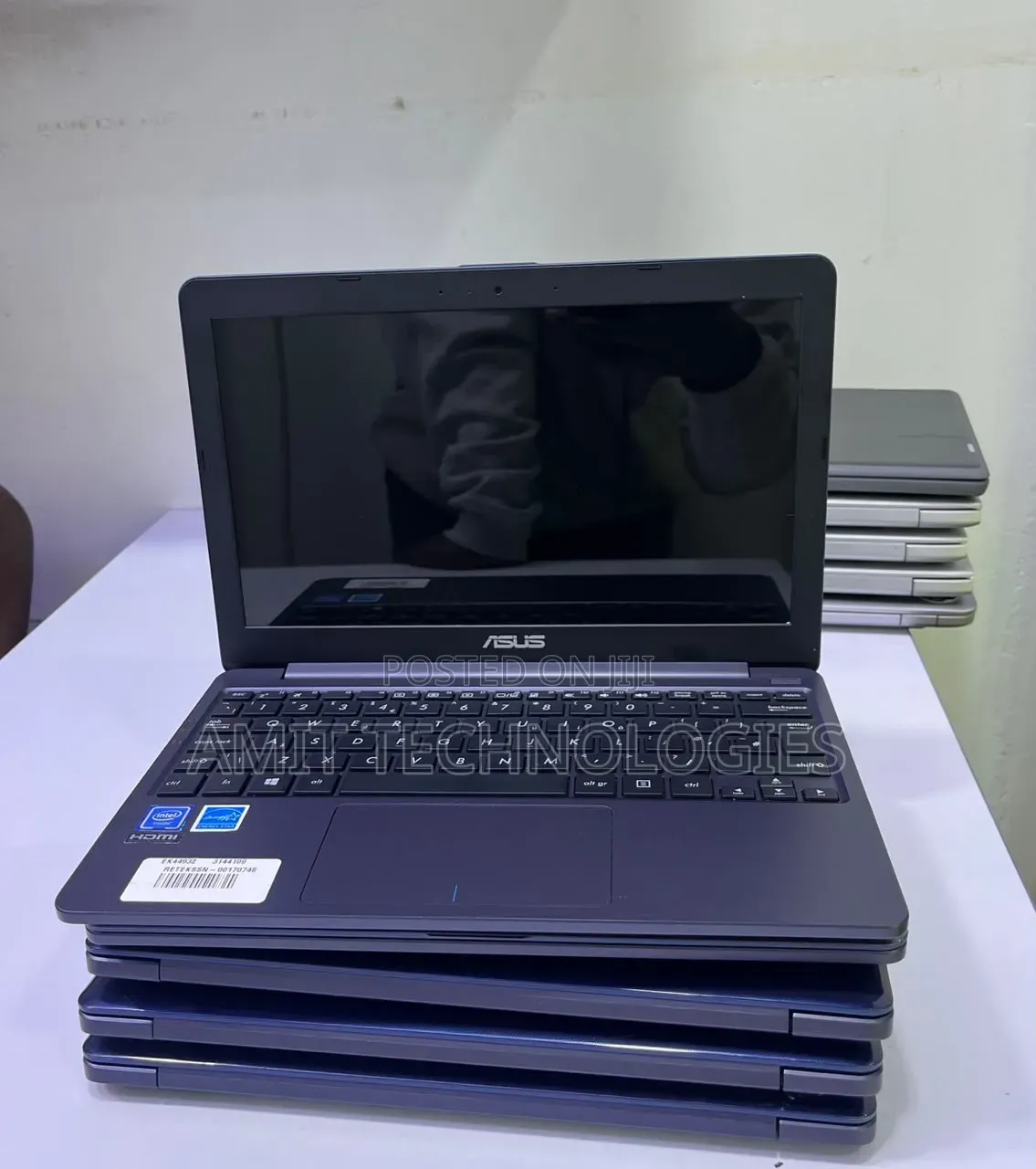 Laptop Asus E203NA 4GB Intel Celeron SSD 60GB