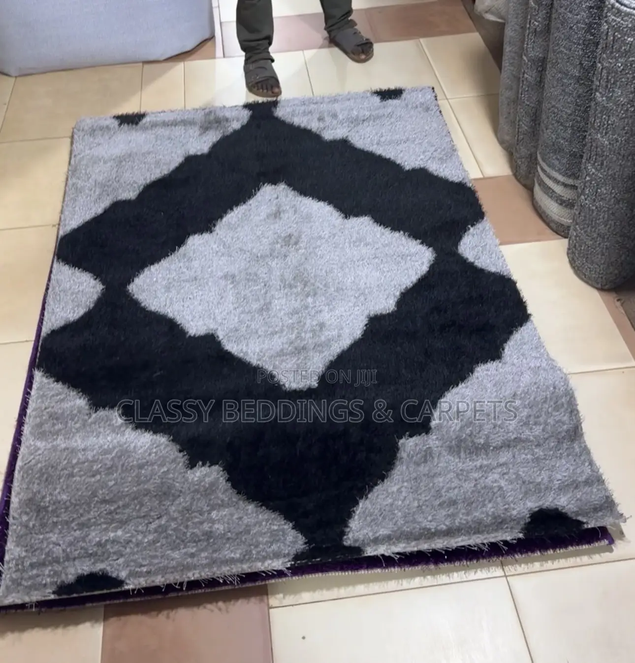 Shaggy Center Carpets Small Size 180,000