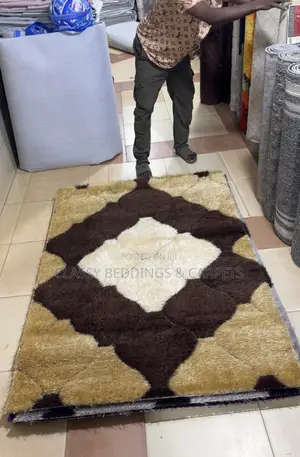 Shaggy Center Carpets Small Size 180,000