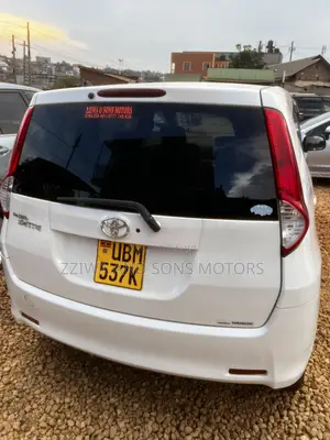 Toyota Passo Sette 2011 White