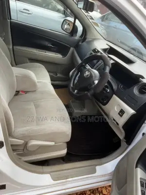 Toyota Passo Sette 2011 White