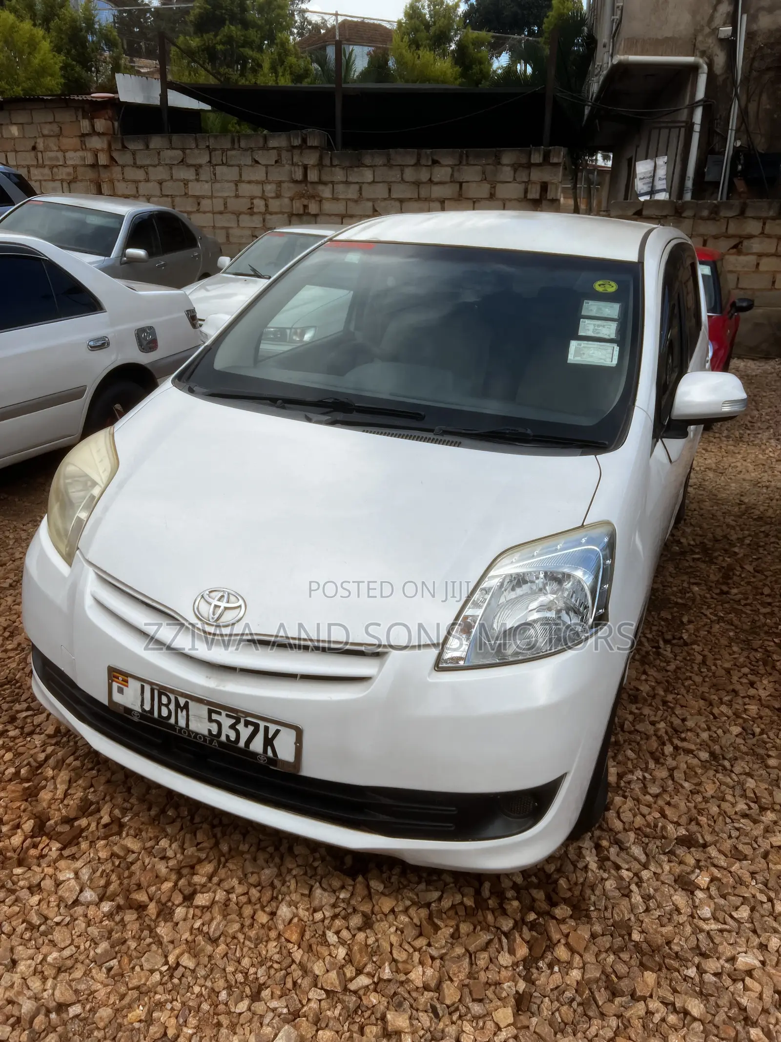 Toyota Passo Sette 2011 White