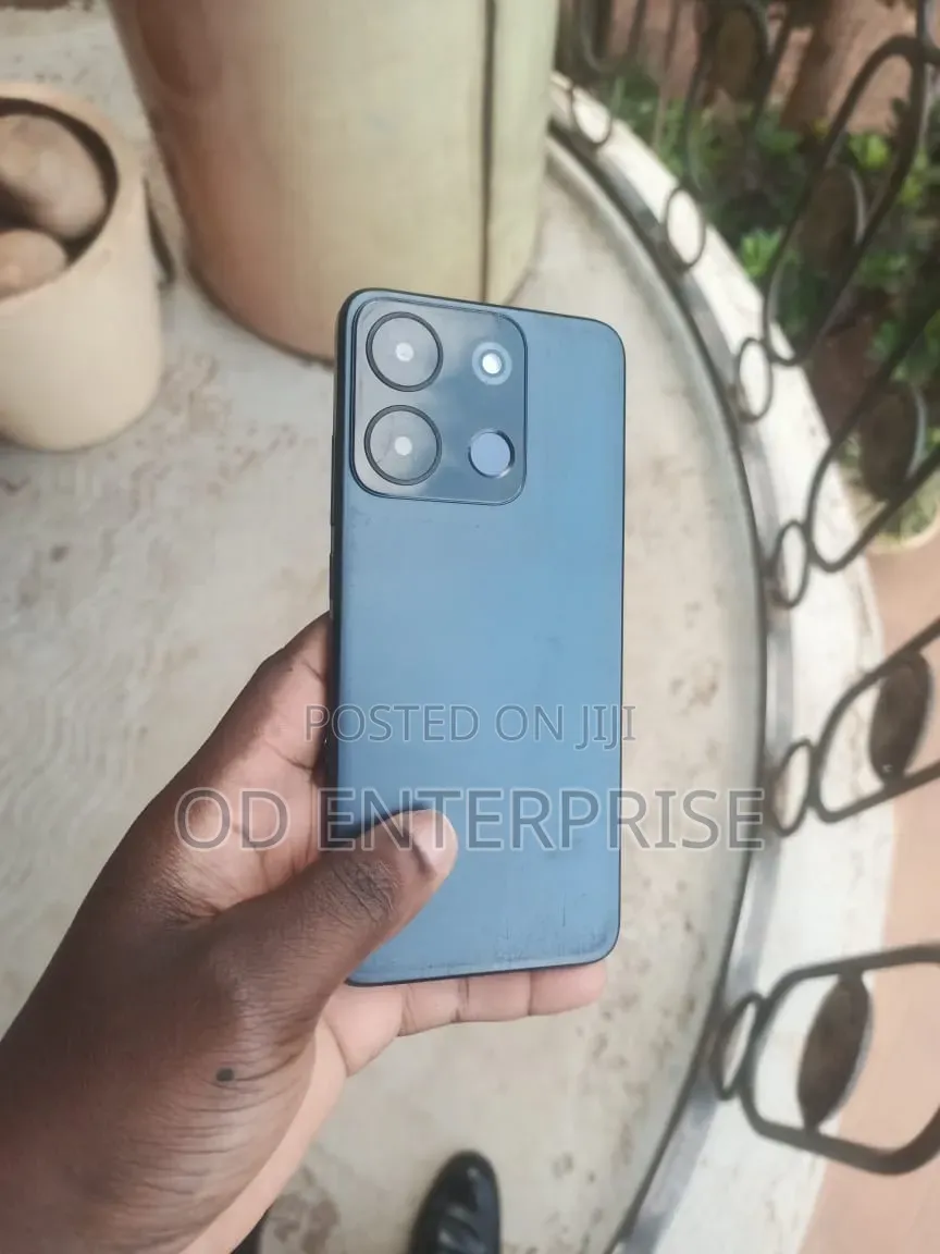 Itel A05s 32 GB Black