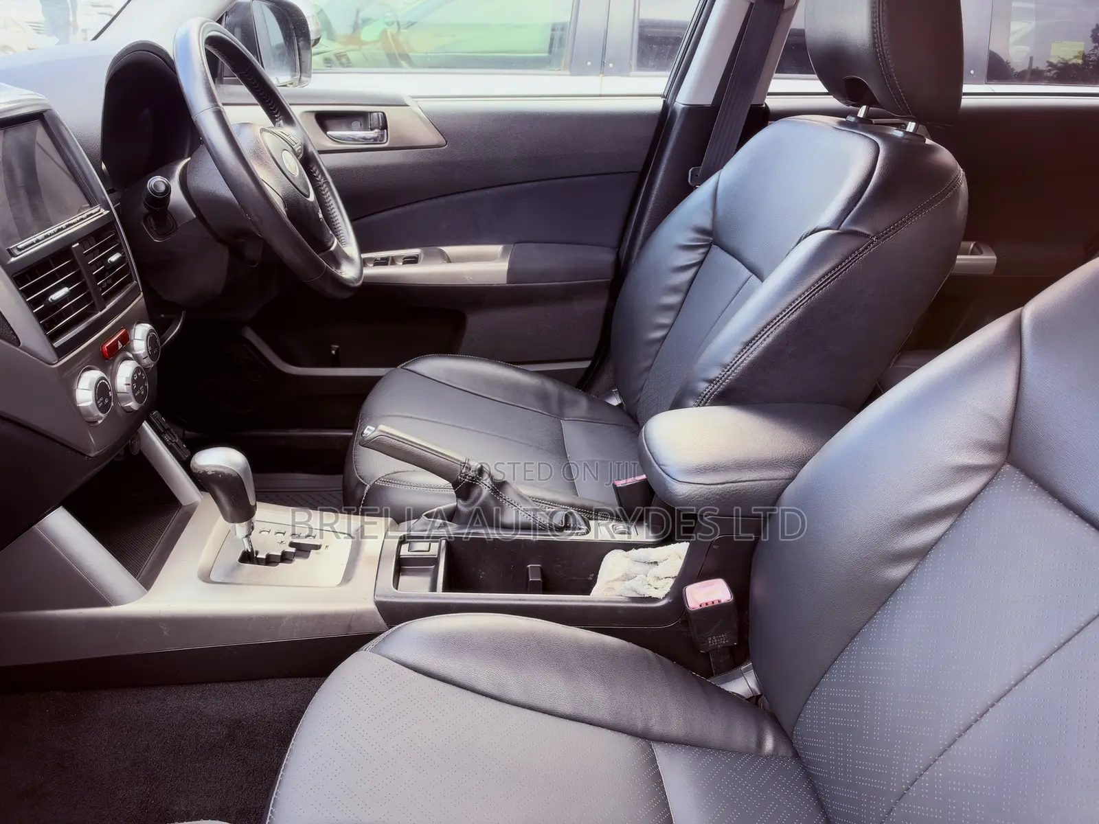 Subaru Forester 2010 Black