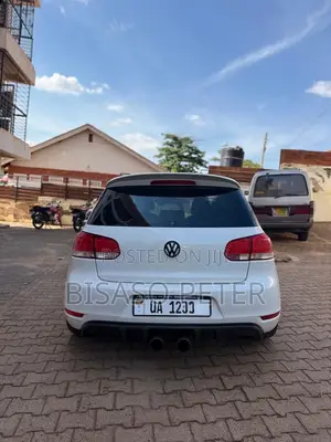 Volkswagen Golf R 5 Door 2012 White