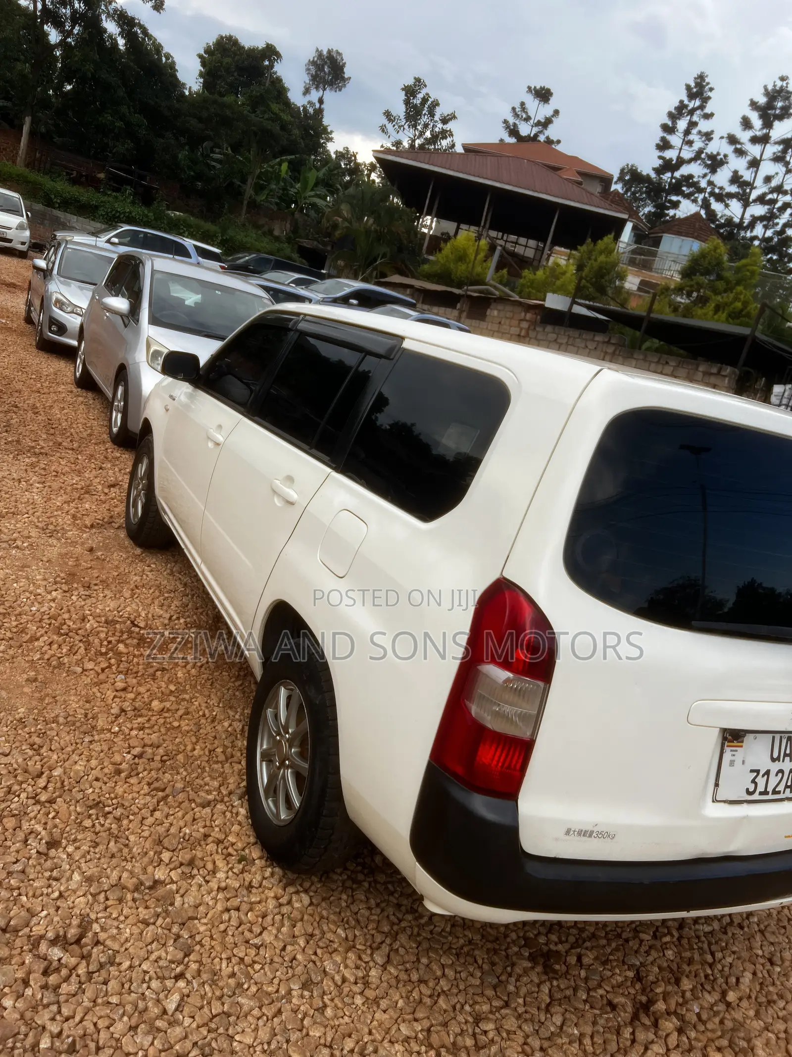 Toyota Probox 1.5 Hybrid F 2020 White