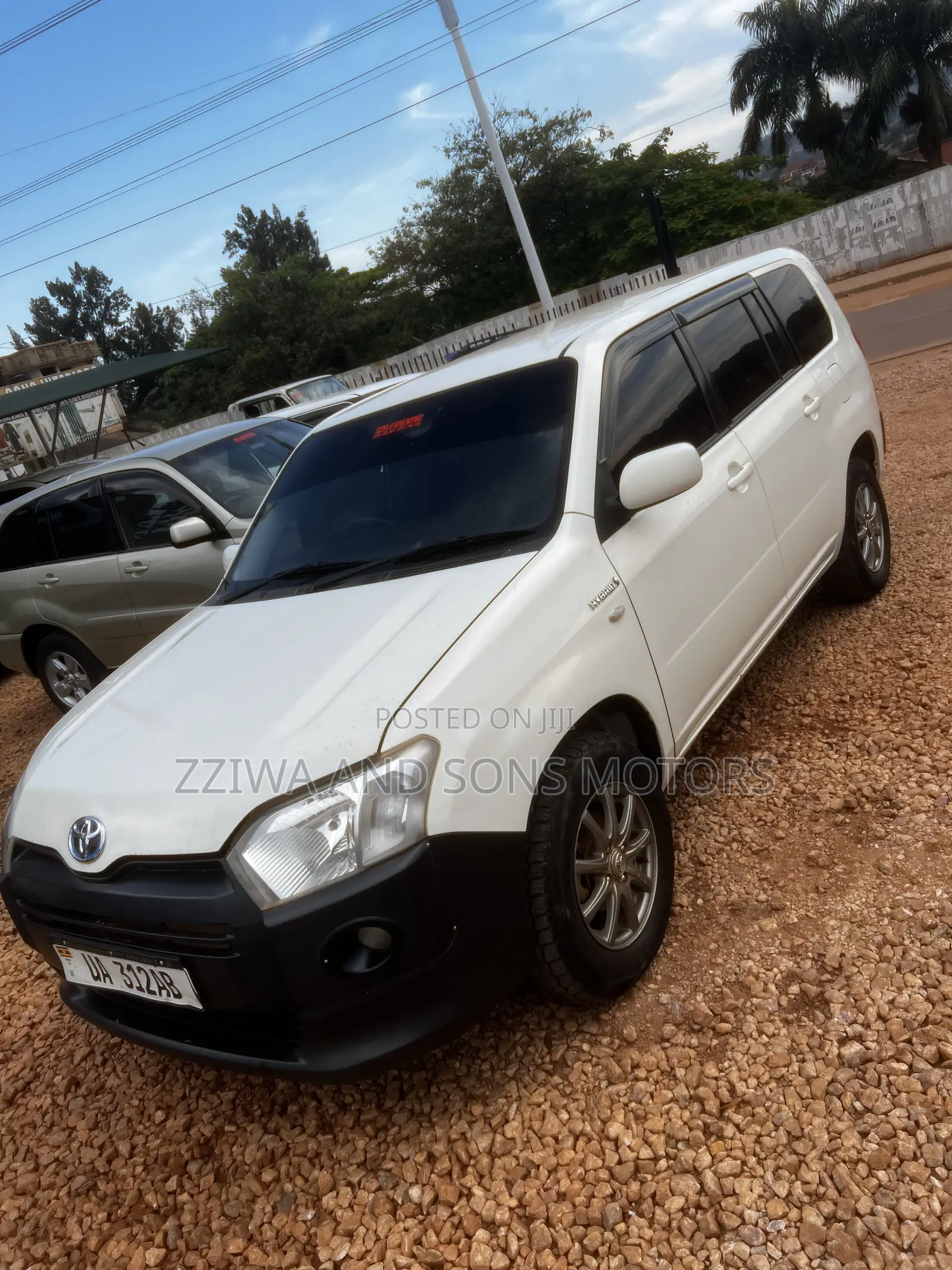 Toyota Probox 1.5 Hybrid F 2020 White