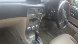 Subaru Forester Automatic 2004 Silver