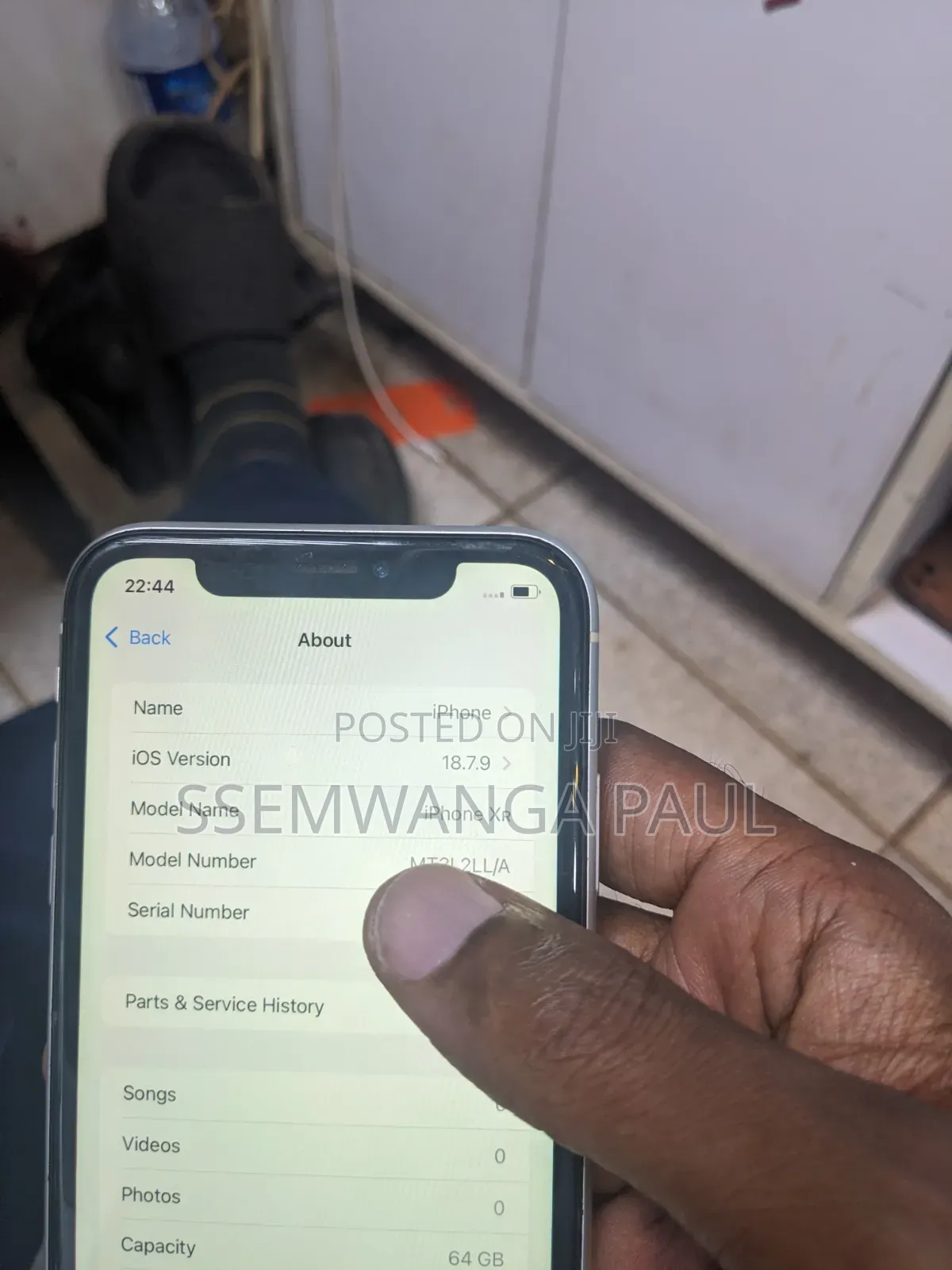 Apple iPhone XR 64 GB White