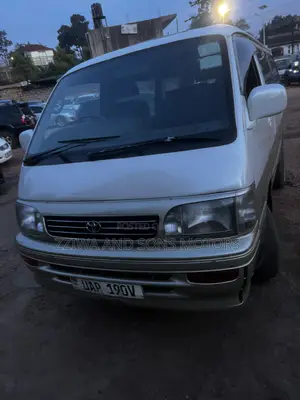 Toyota Grand HiAce Limited 3.0 Diesel Turbo RWD 8-Seater 2002 Brown