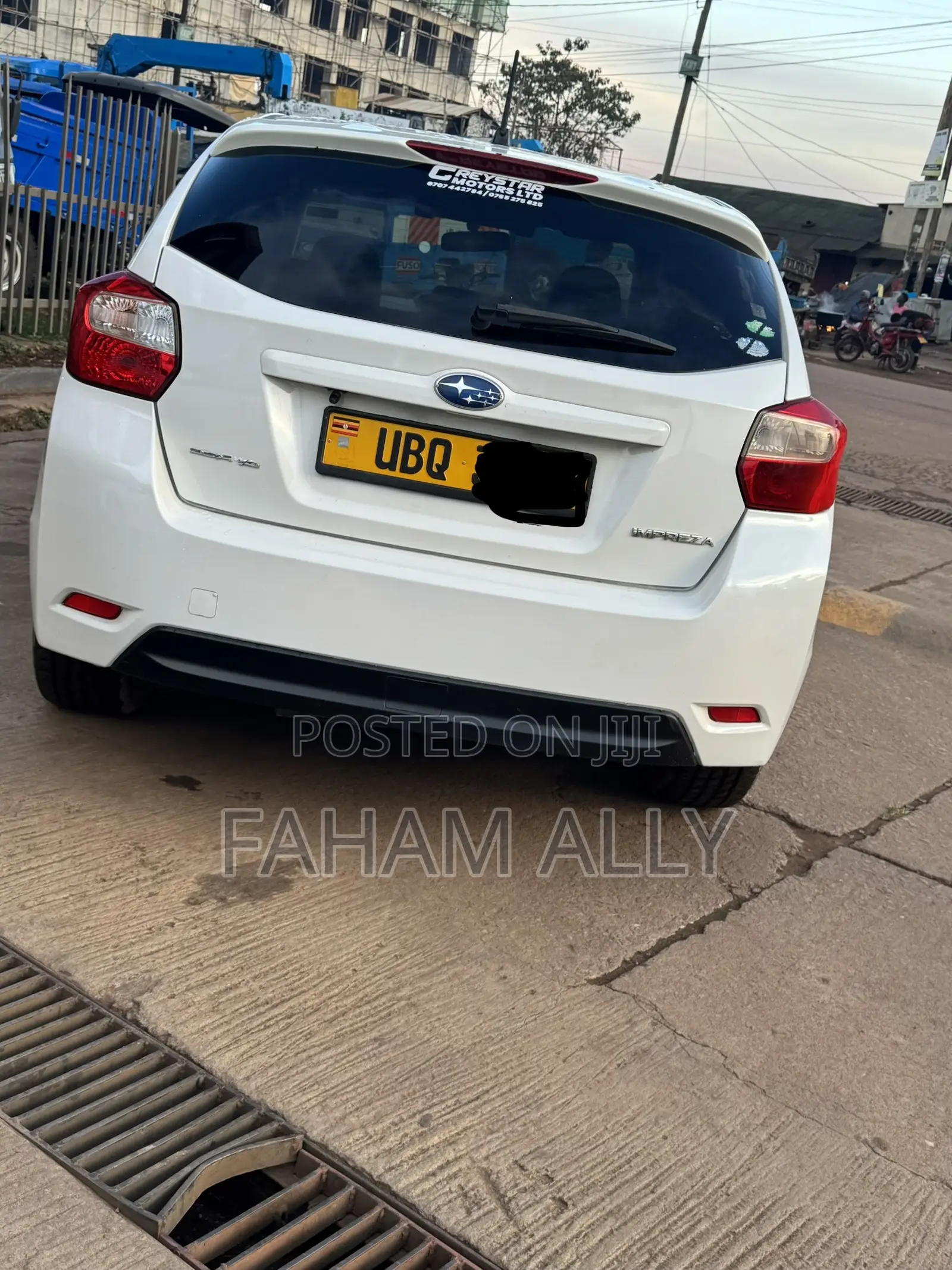 Subaru Impreza 2.0i Limited PZEV 4dr Hatchback AWD (2.0L 4cyl CVT) 2015