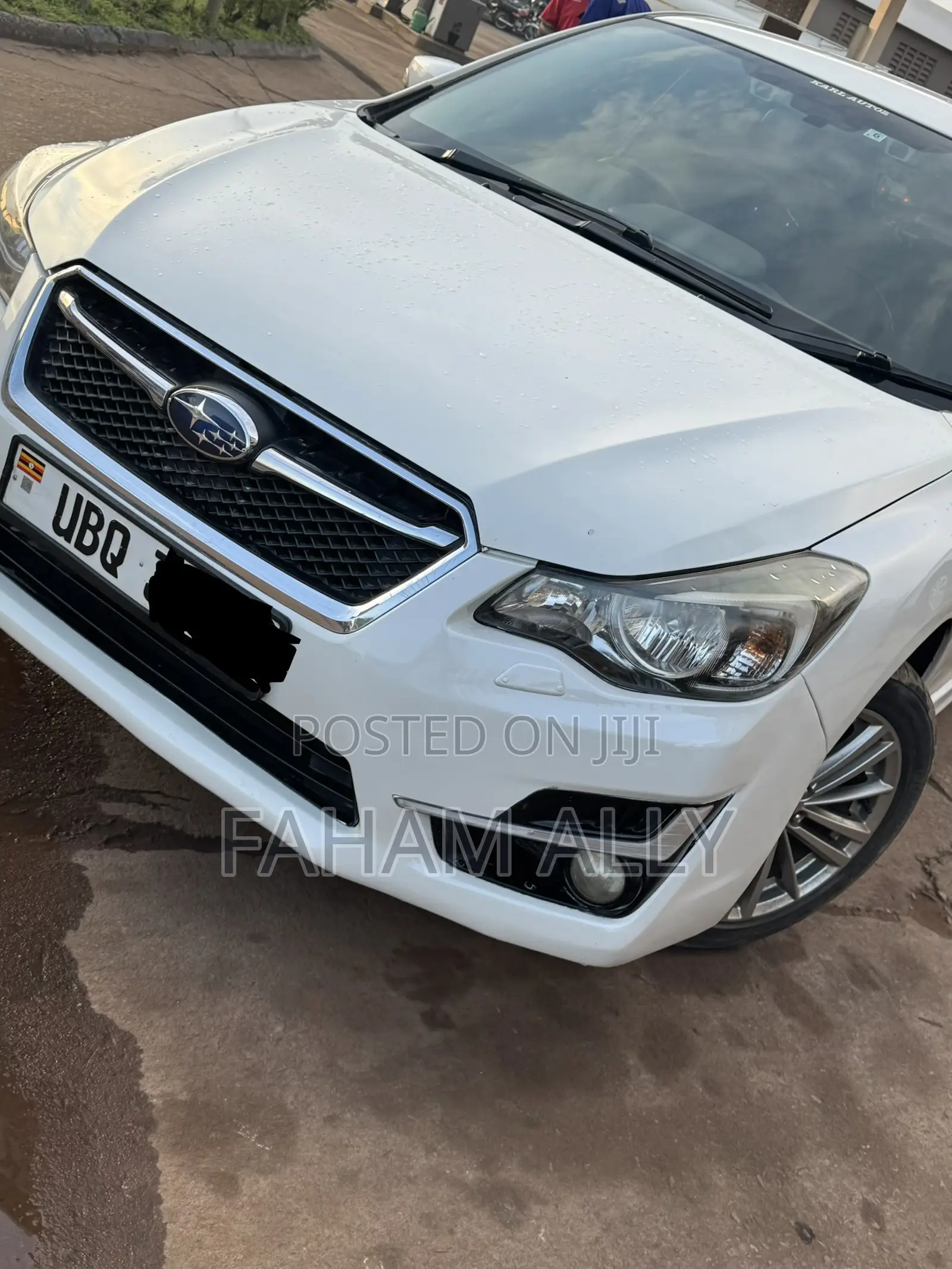Subaru Impreza 2.0i Limited PZEV 4dr Hatchback AWD (2.0L 4cyl CVT) 2015