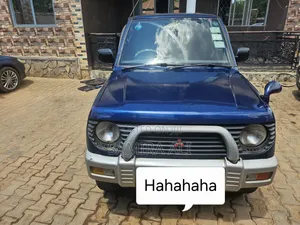Mitsubishi Pajero 1996 Blue