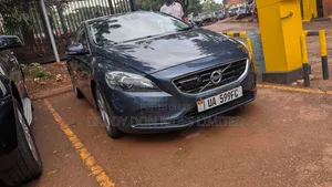 Volvo V40 2018 Blue