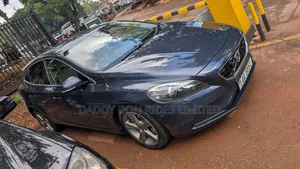 Volvo V40 2018 Blue