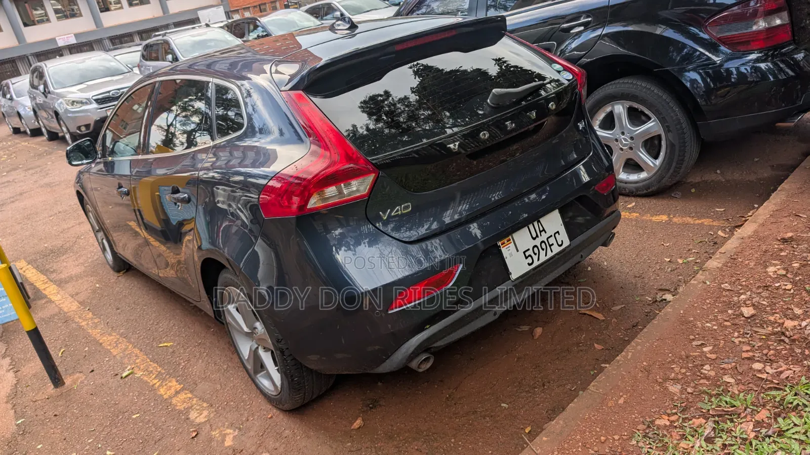 Volvo V40 2018 Blue