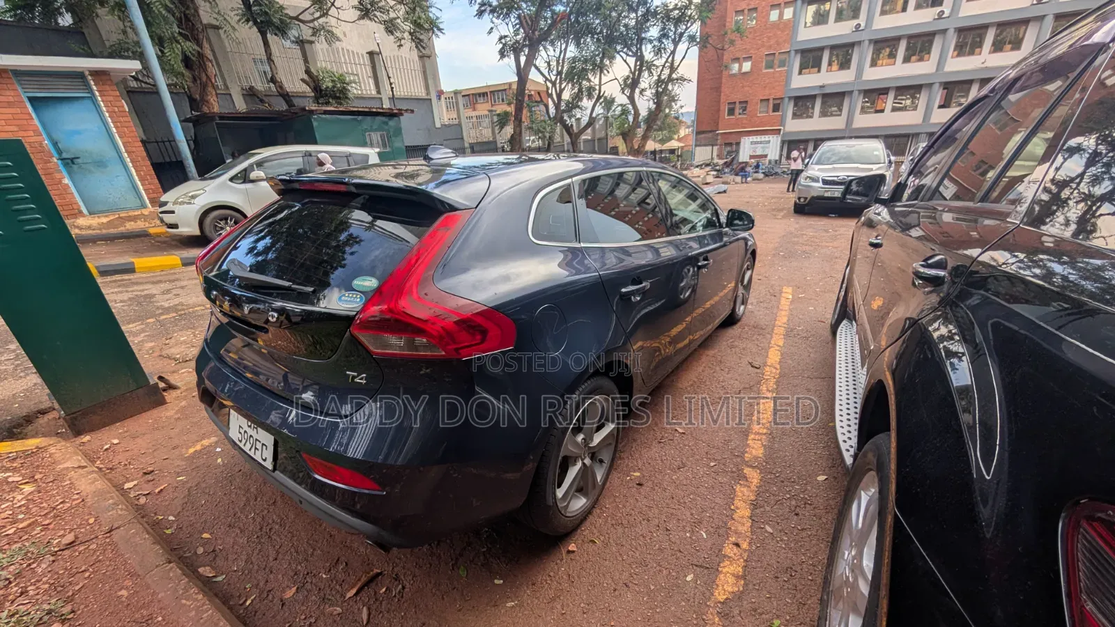 Volvo V40 2018 Blue