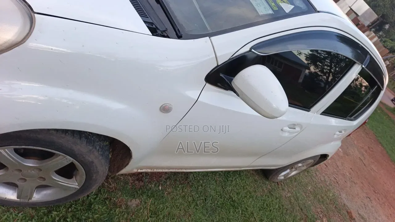 Toyota Passo 2012 White