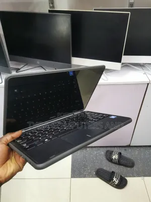 Laptop Dell Latitude 3189 4GB Intel Celeron SSD 128GB