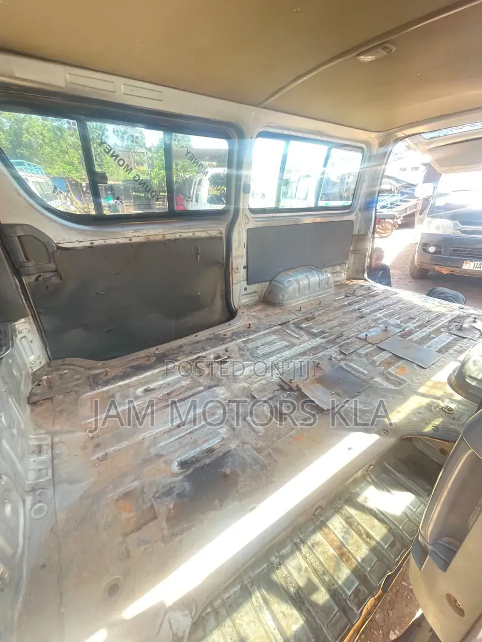 Toyota HiAce 2008 Silver